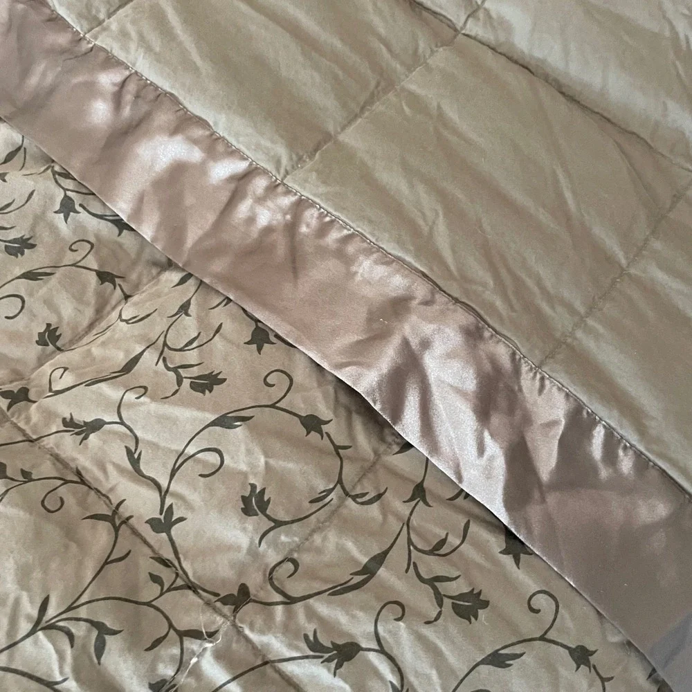 Northern Nights Down Comforter King Size Brown Floral Cotton Satin Trim Baffle